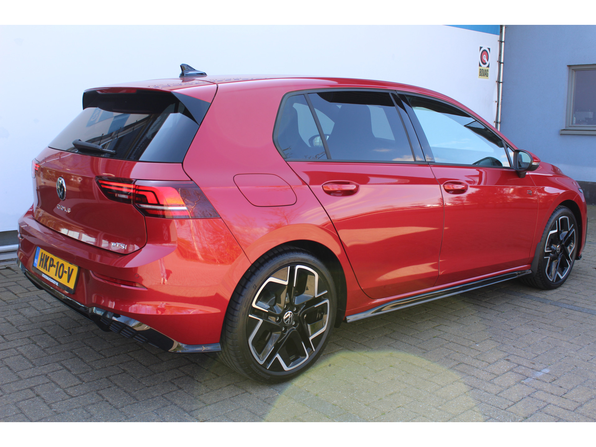 Volkswagen Golf 1.5 eTSI R-Line Edition 150pk 43553820-2.jpg | Van der Veen Autogroep