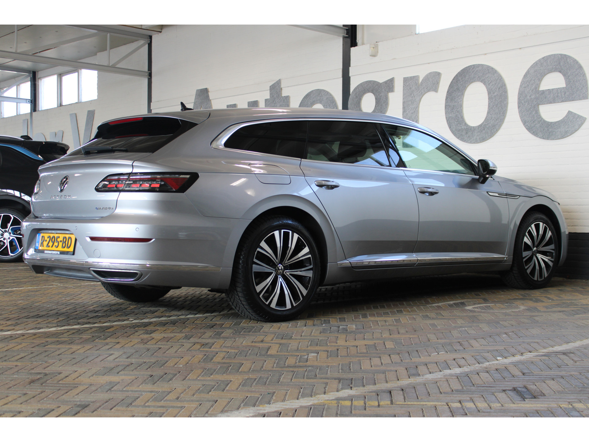 Volkswagen Arteon Shooting Brake 1.4 TSI eHybrid Elegance Business+ | Incl. 12 maanden garantie | 44217223-2.jpg | Van der Veen Autogroep