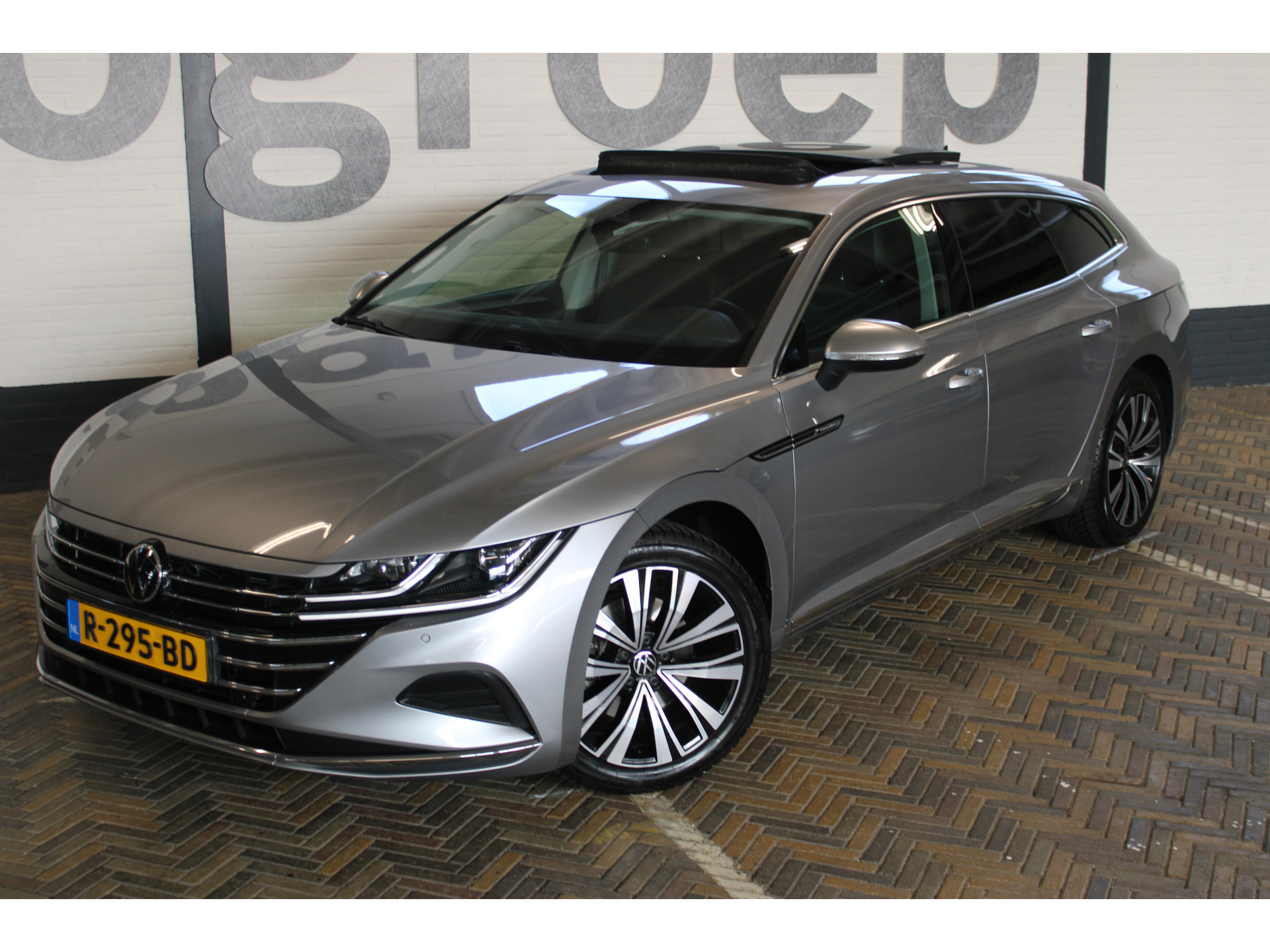 Volkswagen Arteon Shooting Brake 1.4 TSI eHybrid Elegance Business+ | Incl. 12 maanden garantie | 44217223-4.jpg | Van der Veen Autogroep