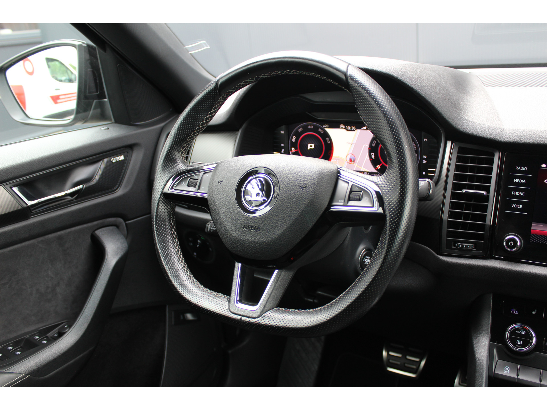 Škoda Kodiaq 1.5 TSI Sportline Business | Incl. 12 maanden garantie 45461524-1.jpg | Van der Veen Autogroep