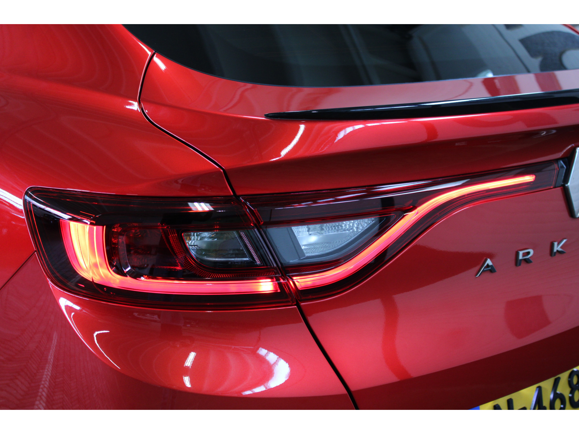 Renault Arkana 1.6 E-Tech Hybrid 145 R.S. Line | Incl. 12 maanden garantie | 45629915-16.jpg | Van der Veen Autogroep