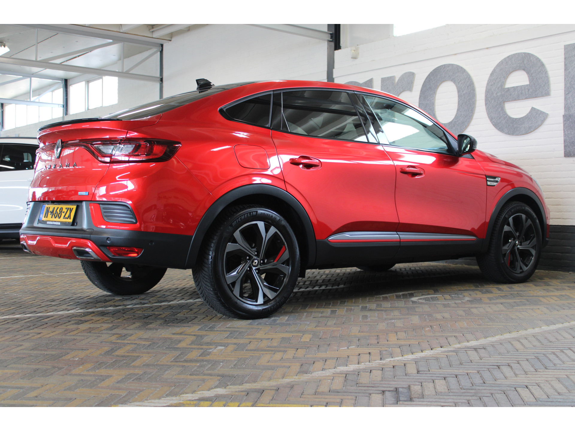 Renault Arkana 1.6 E-Tech Hybrid 145 R.S. Line | Incl. 12 maanden garantie | 45629915-2.jpg | Van der Veen Autogroep