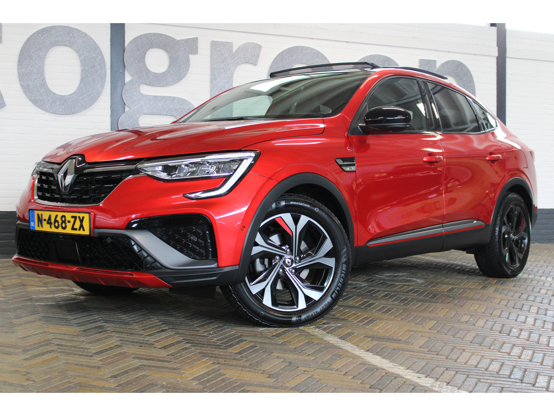 Renault Arkana 1.6 E-Tech Hybrid 145 R.S. Line | Incl. 12 maanden garantie | 45629915-3.jpg | Van der Veen Autogroep