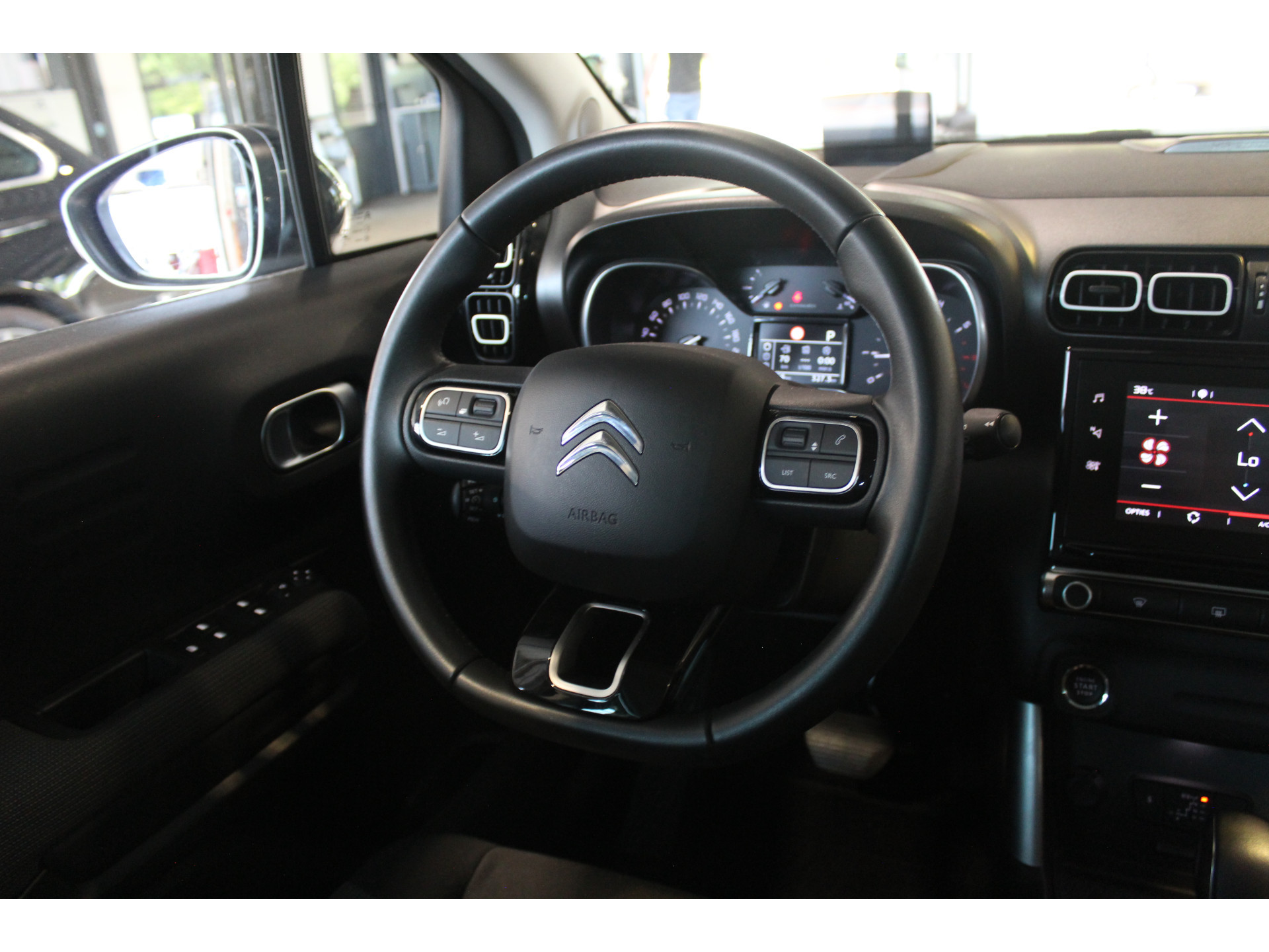 Citroën C3 Aircross 1.2 PureTech S&S Business | Incl. 12 maanden garantie 46121943-1.jpg | Van der Veen Autogroep