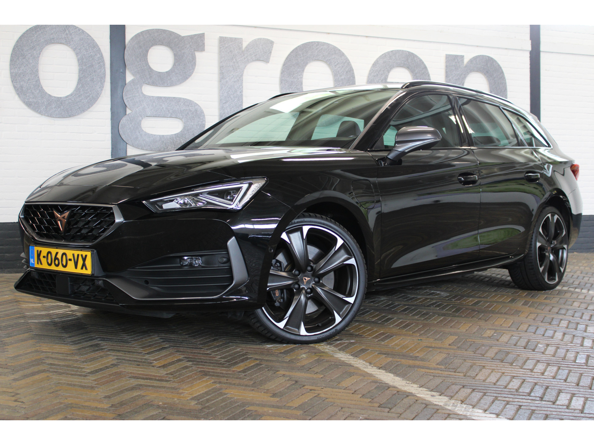 CUPRA Leon Sportstourer 1.4 e-Hybrid 245 | Incl. 12 maanden garantie | 47019875-3.jpg | Van der Veen Autogroep