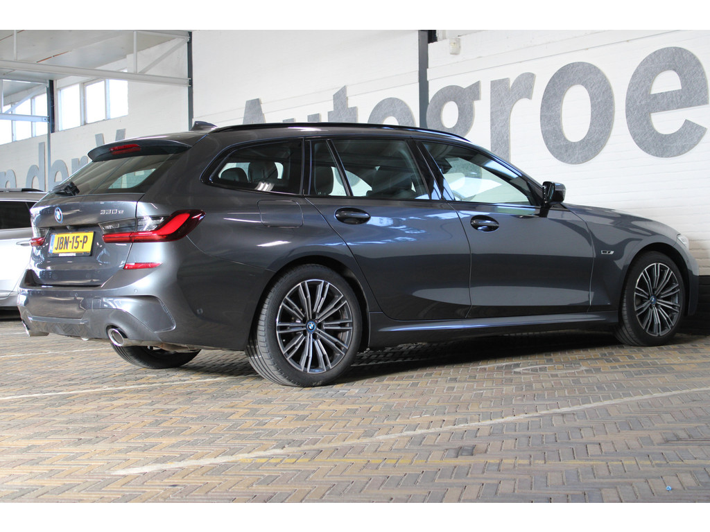 BMW 3 Serie Touring 330e Business Edition Plus 47085572-2.jpg | Van der Veen Autogroep