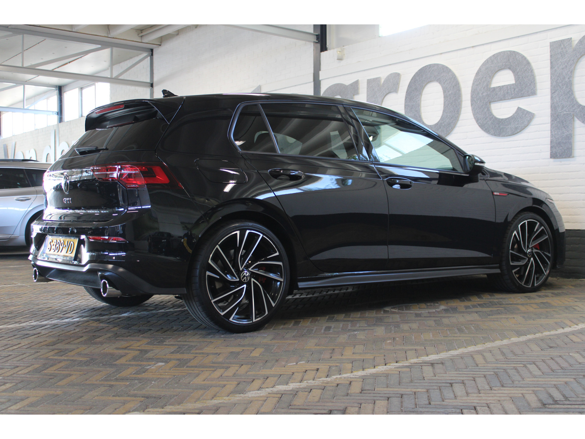 Volkswagen Golf 2.0 TSI GTI | 47095438-2.jpg | Van der Veen Autogroep