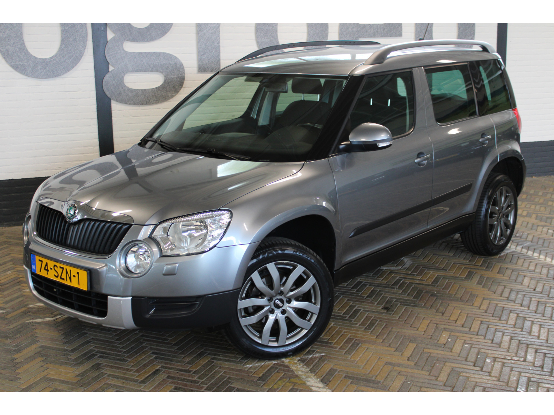 Škoda Yeti 1.2 TSI Tour | 47426033-4.jpg | Van der Veen Autogroep