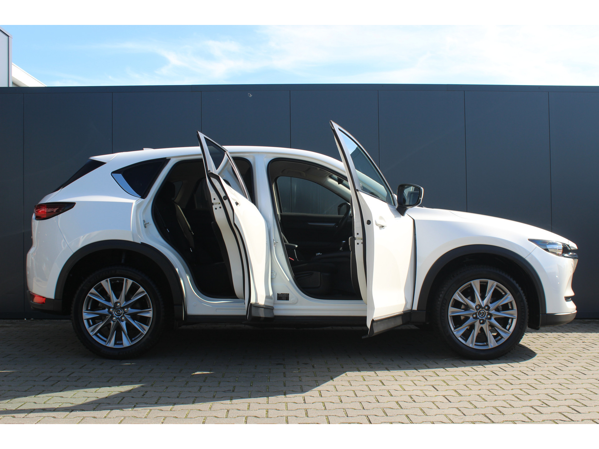 Mazda CX-5 2.0 SkyActiv-G 165 Comfort | Incl. 12 maanden garantie 47765183-23.jpg | Van der Veen Autogroep