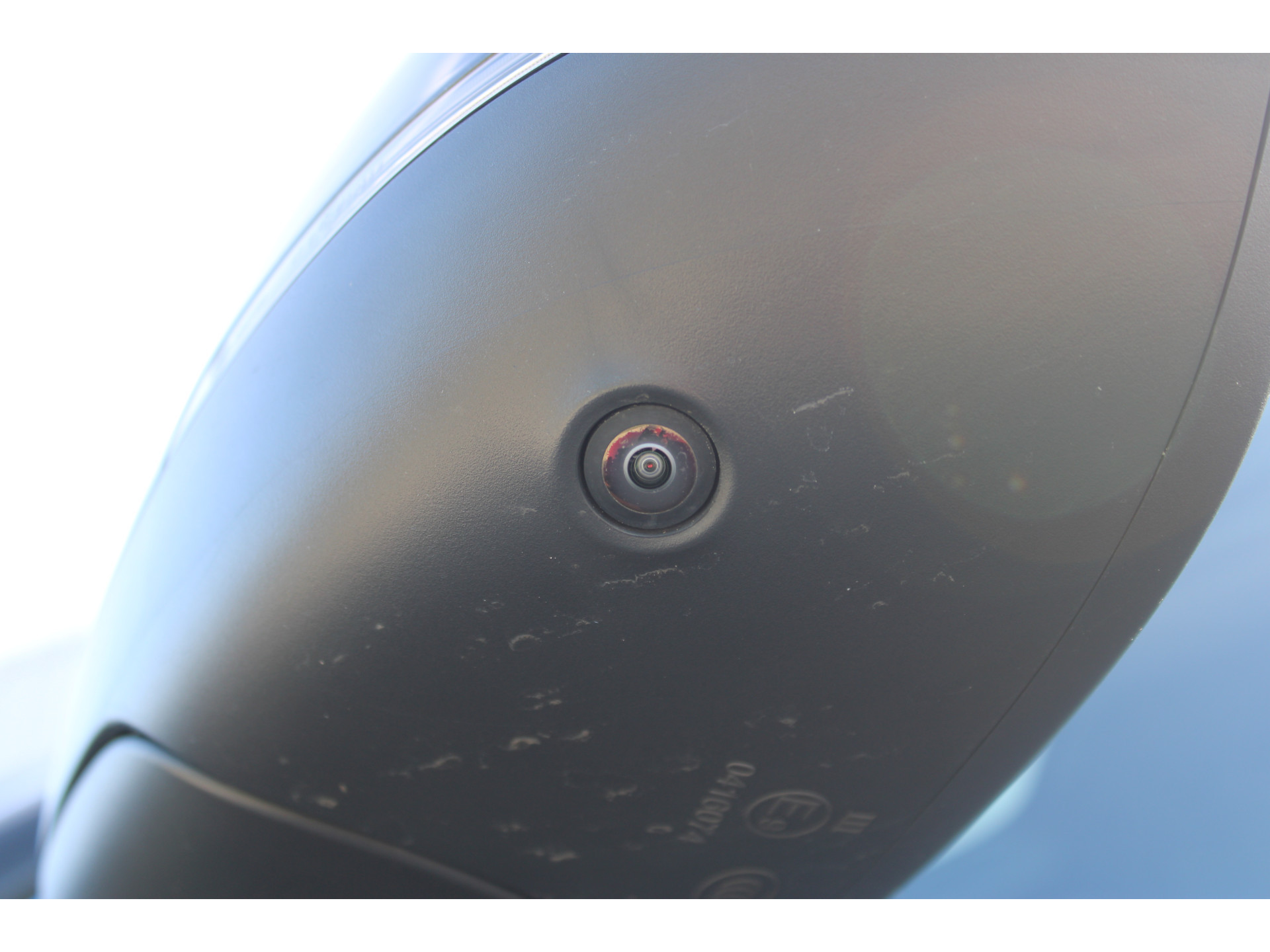 47914708-8.jpg