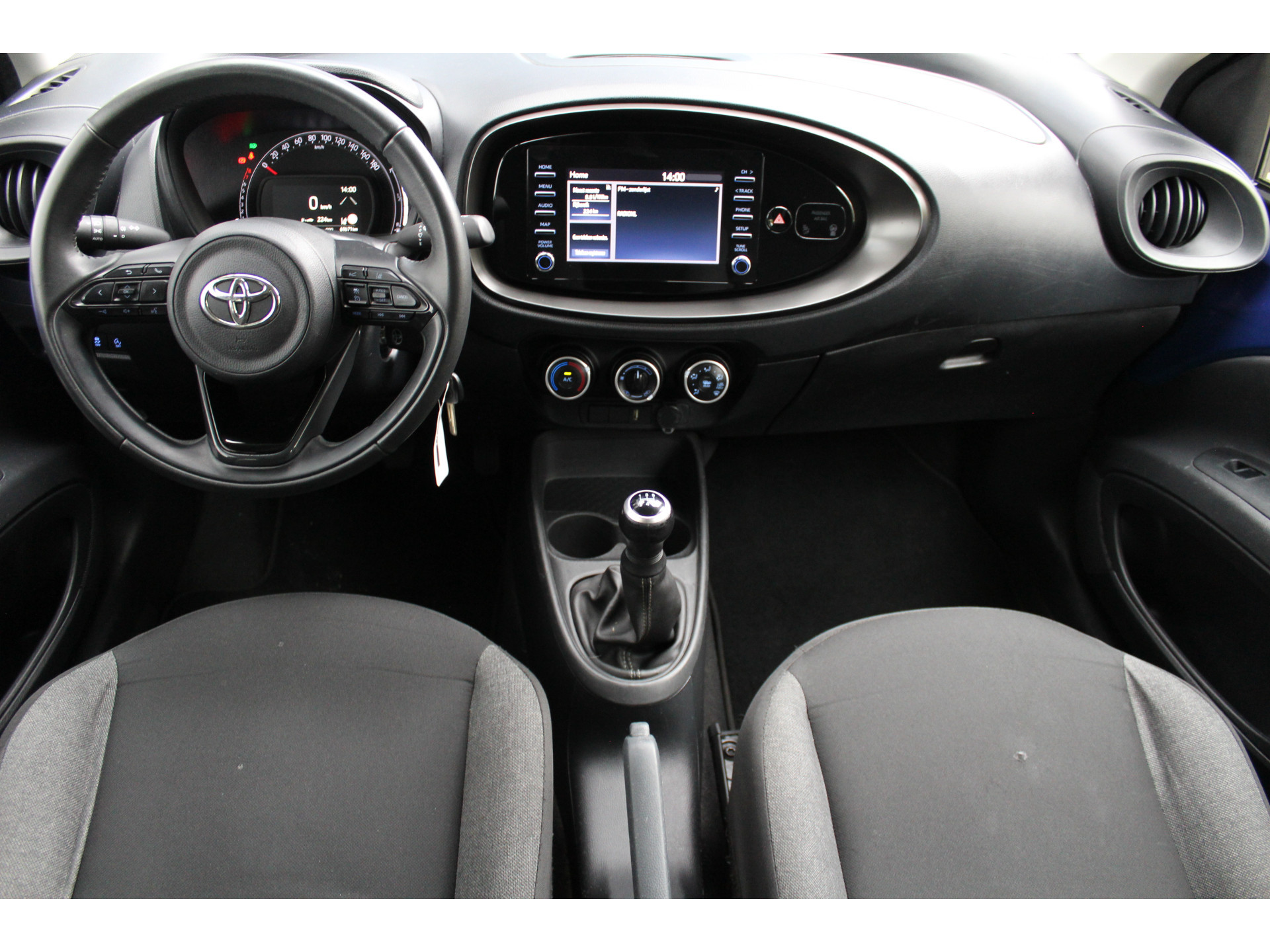 Toyota Aygo X 1.0 VVT-i MT Play | Incl. 12 maanden Garantie 48247110-1.jpg | Van der Veen Autogroep