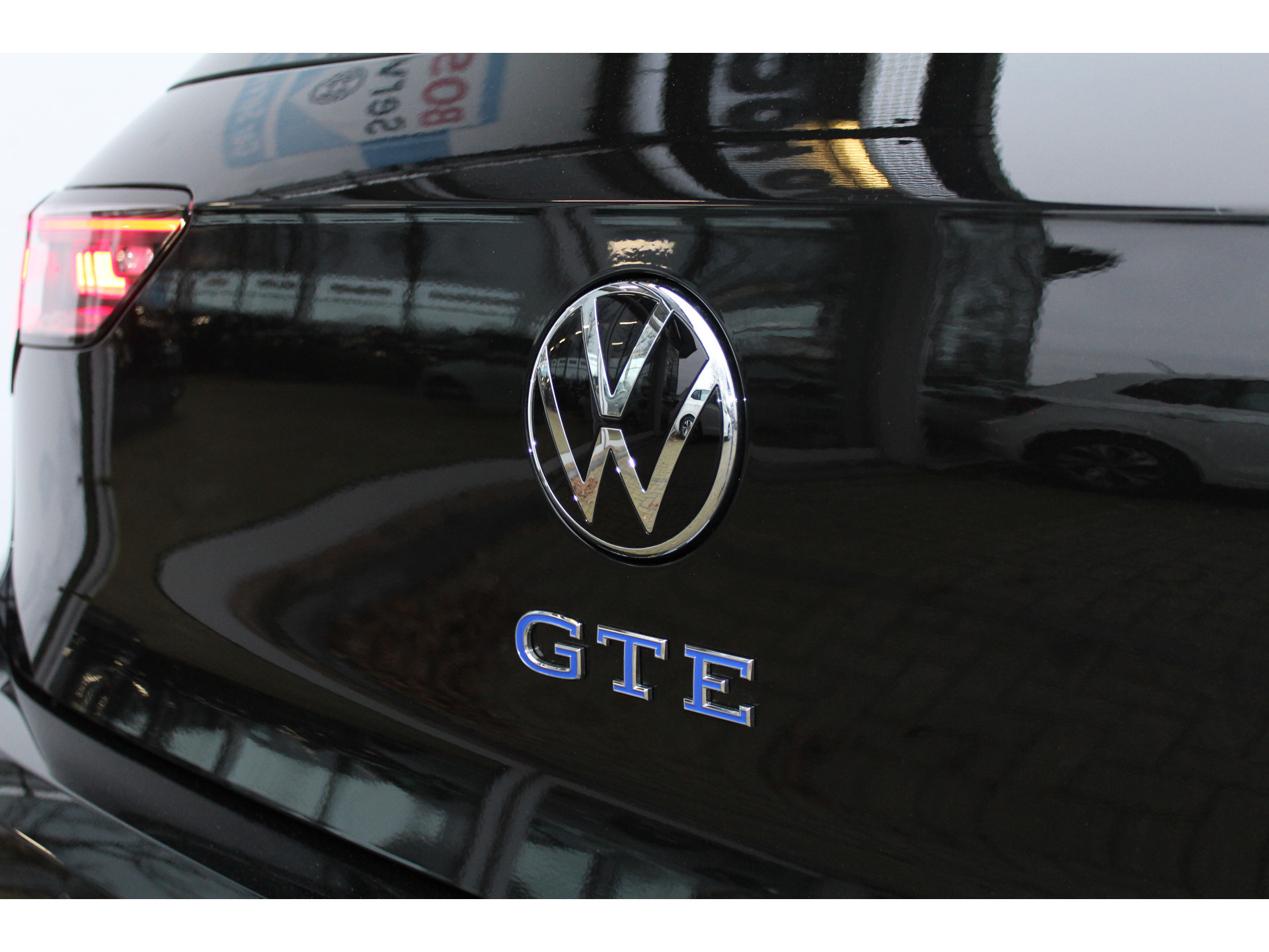 Volkswagen Golf 1.5 eHybrid GTE 272 pk 48249114-13.jpg | Van der Veen Autogroep