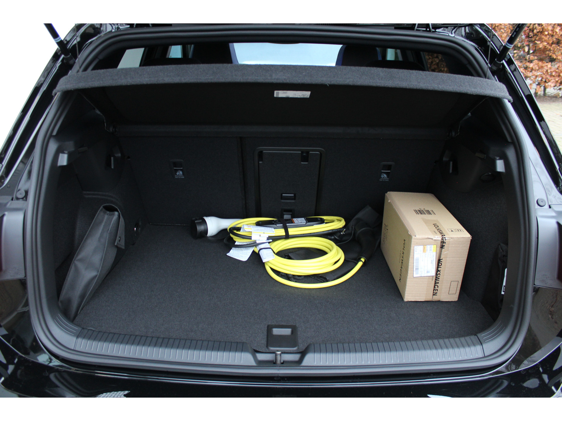 Volkswagen Golf 1.5 eHybrid GTE 272 pk 48249114-25.jpg | Van der Veen Autogroep