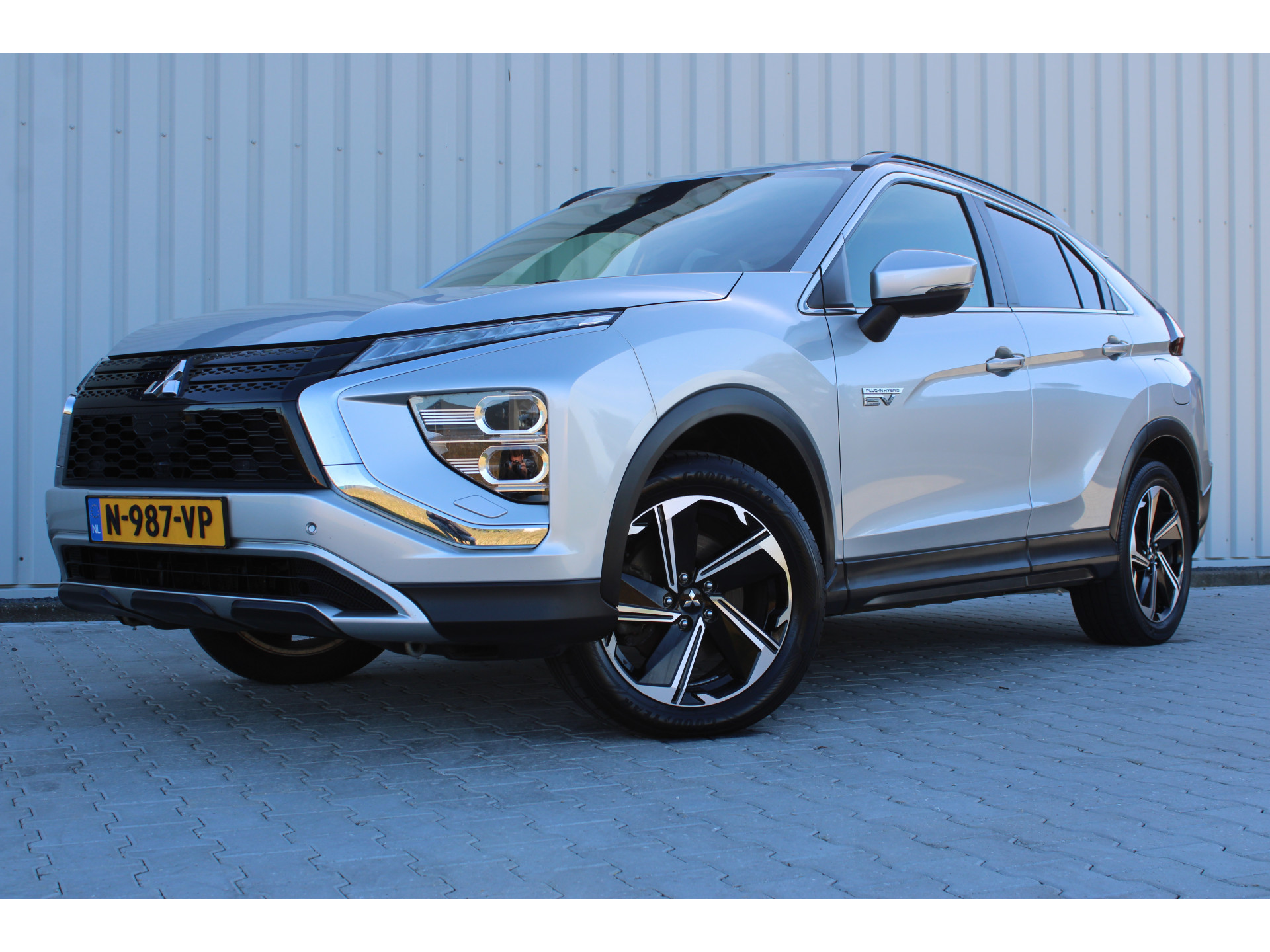 Mitsubishi Eclipse Cross 2.4 PHEV Intense+ | Incl. 12 maanden garantie | 48513923-3.jpg | Van der Veen Autogroep