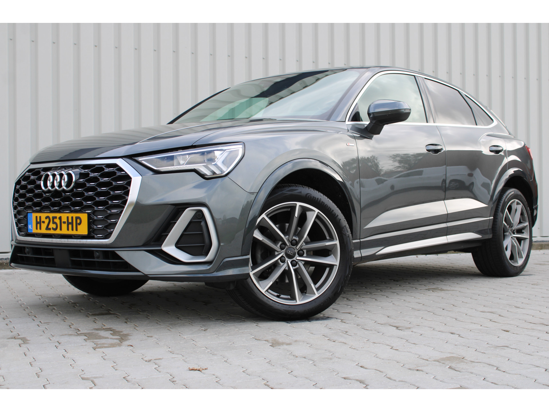 Audi Q3 Sportback 35 TFSI Pro Line S-Line | Incl. 12 maanden garantie | 48647443-3.jpg | Van der Veen Autogroep