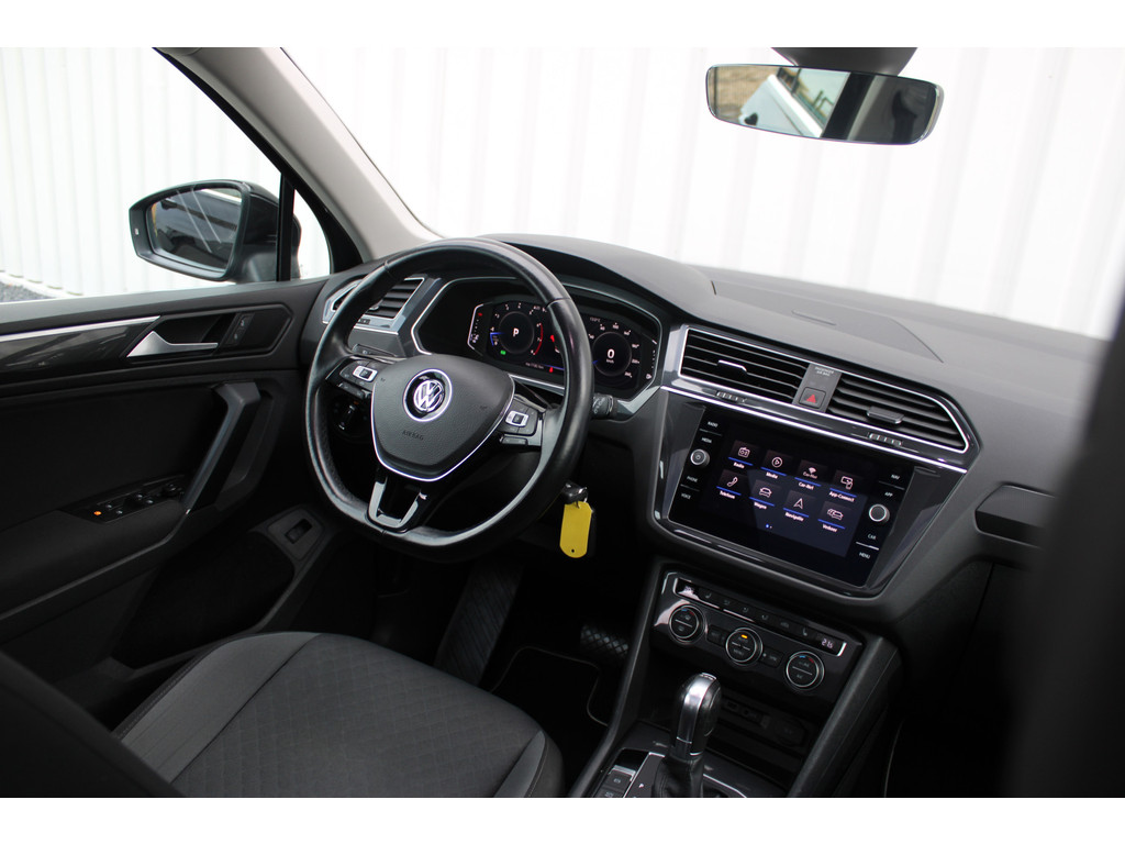 Volkswagen Tiguan 1.5 TSI ACT Comfortline Business | Incl. 12 maanden garantie | 49236978-1.jpg | Van der Veen Autogroep