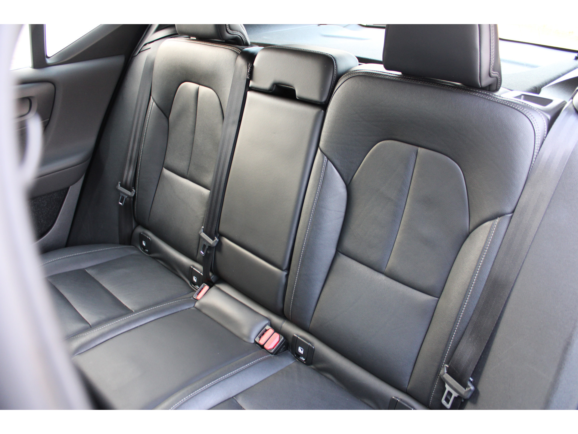 Volvo XC40 1.5 T3 Inscription | Incl. 12 maanden garantie | 49776682-46.jpg | Van der Veen Autogroep