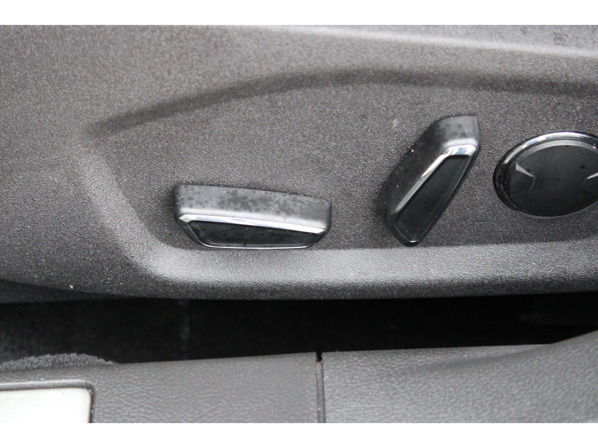 Ford Mondeo Wagon 2.0 IVCT HEV Vignale | Incl. 12 maanden garantie | 50108645-34.jpg | Van der Veen Autogroep