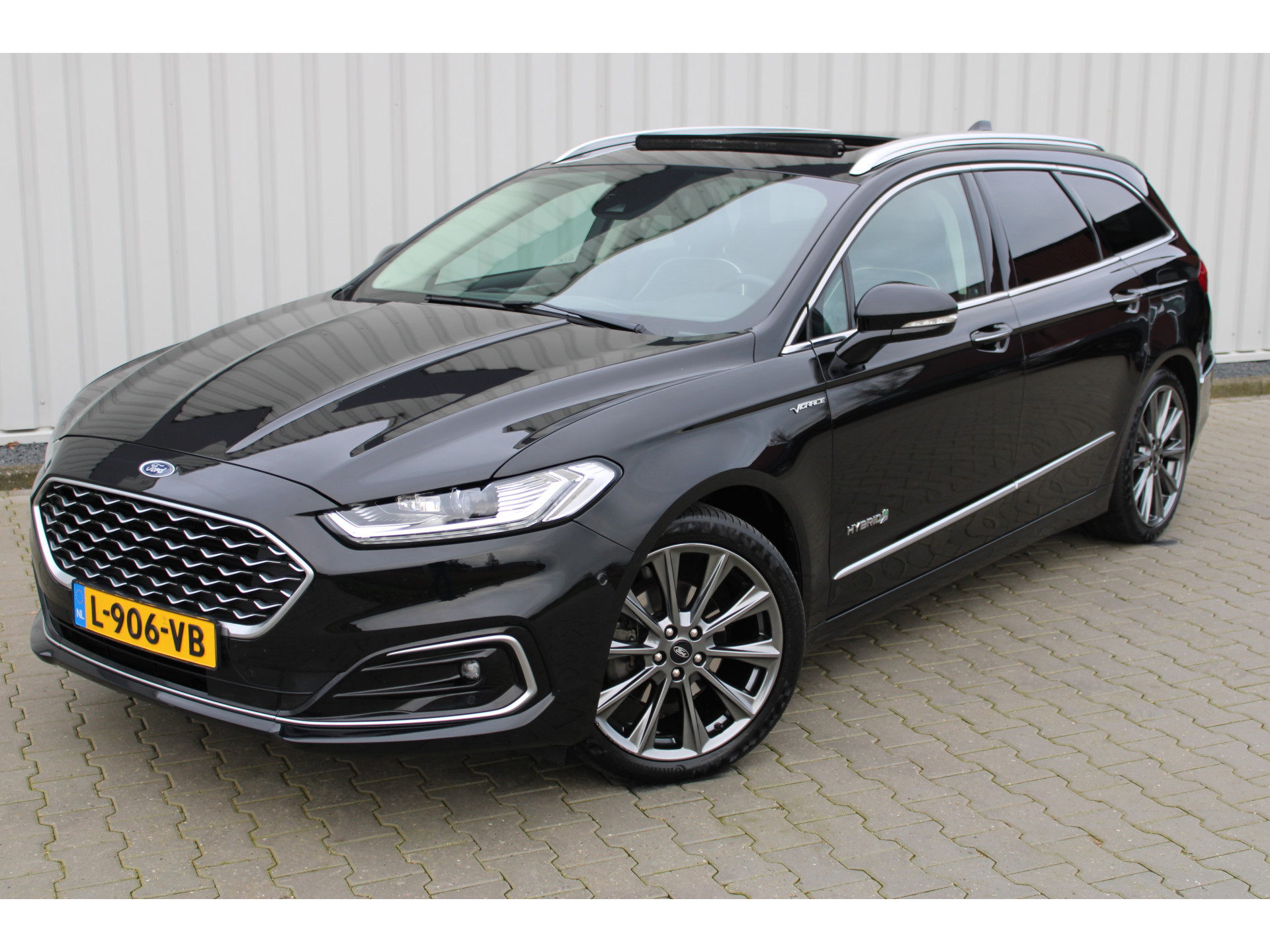 Ford Mondeo Wagon 2.0 IVCT HEV Vignale | Incl. 12 maanden garantie | 50108645-4.jpg | Van der Veen Autogroep