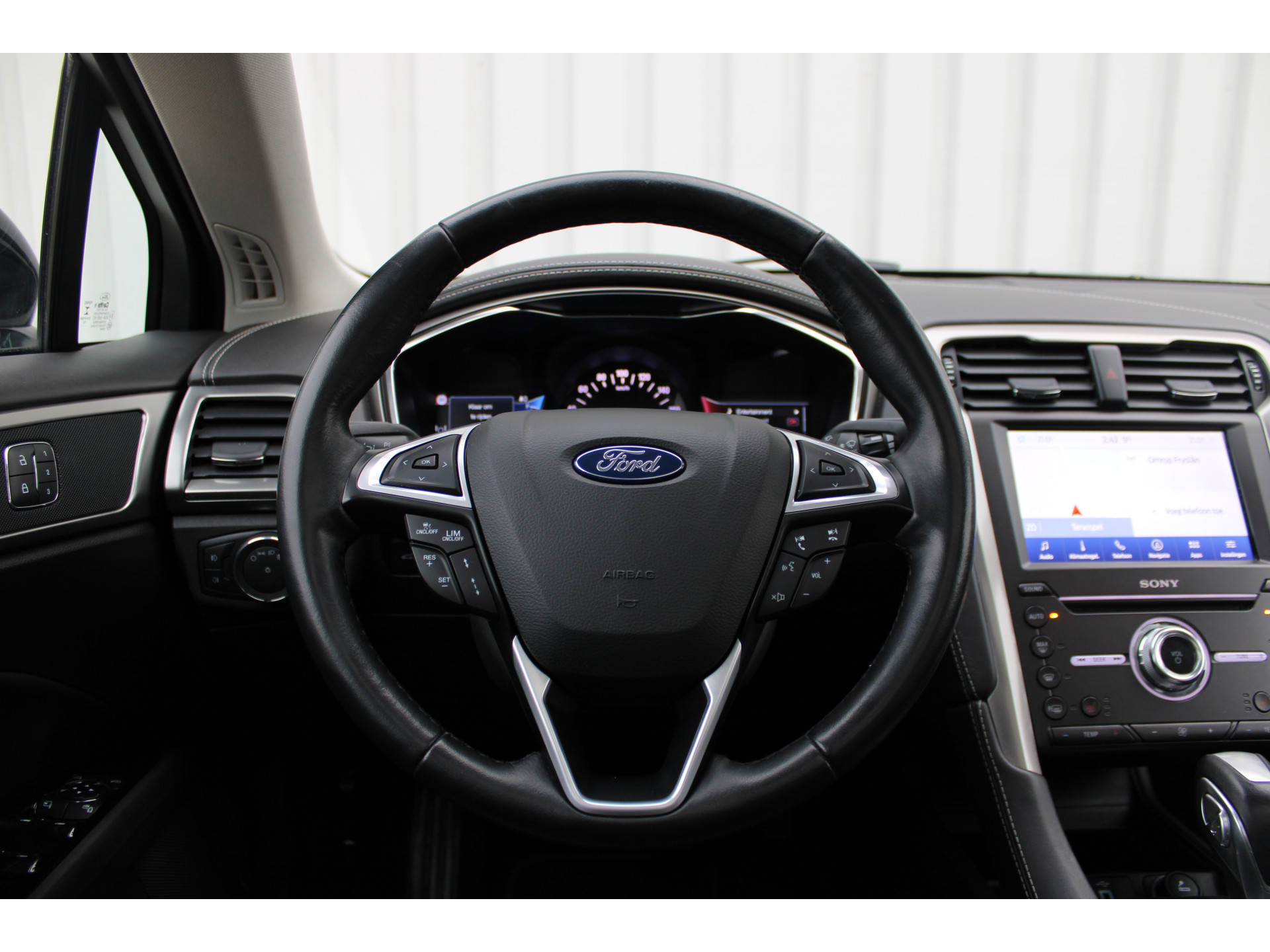 Ford Mondeo Wagon 2.0 IVCT HEV Vignale | Incl. 12 maanden garantie | 50108645-52.jpg | Van der Veen Autogroep