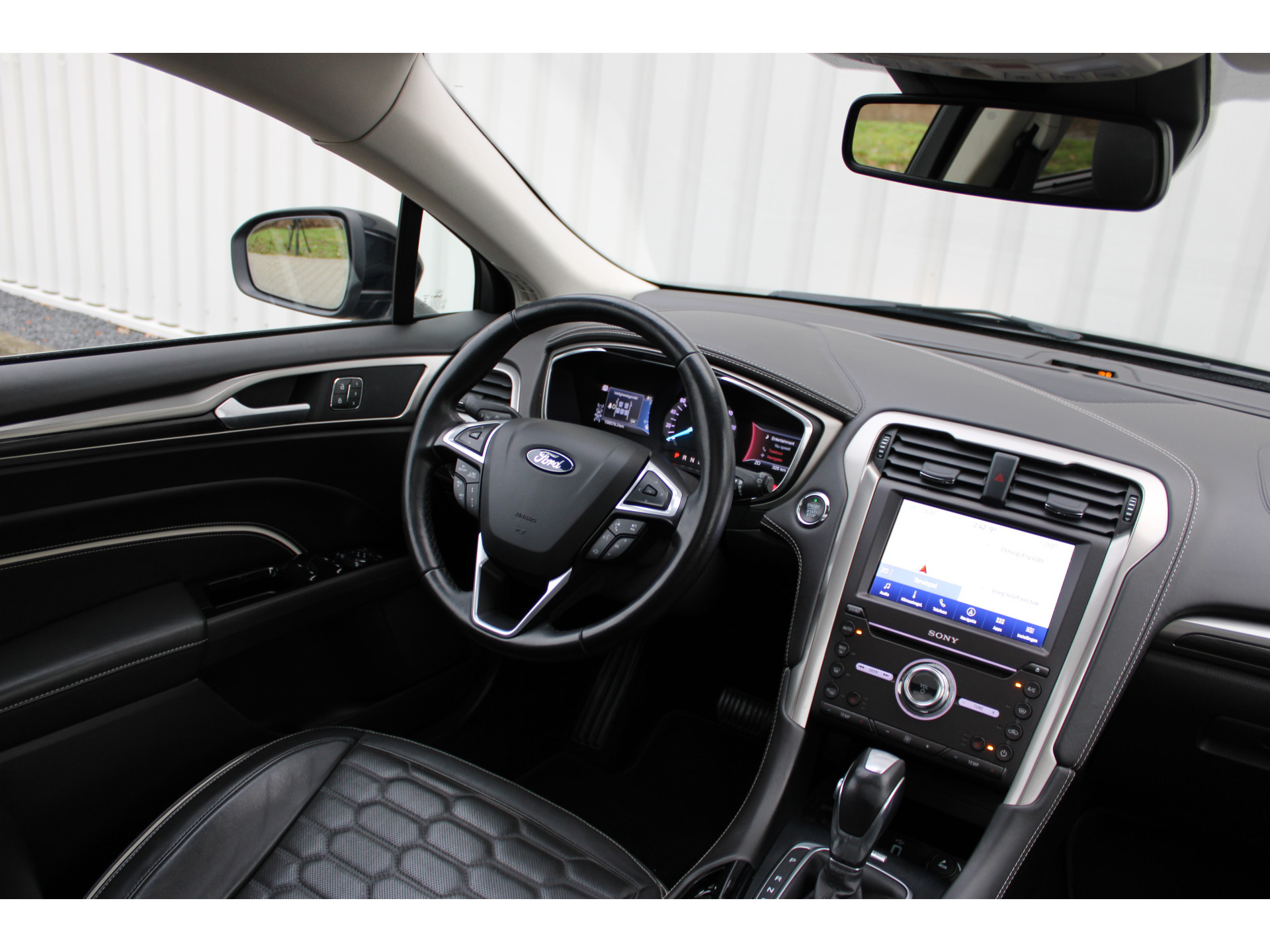 Ford Mondeo Wagon 2.0 IVCT HEV Vignale | Incl. 12 maanden garantie | 50108645-53.jpg | Van der Veen Autogroep