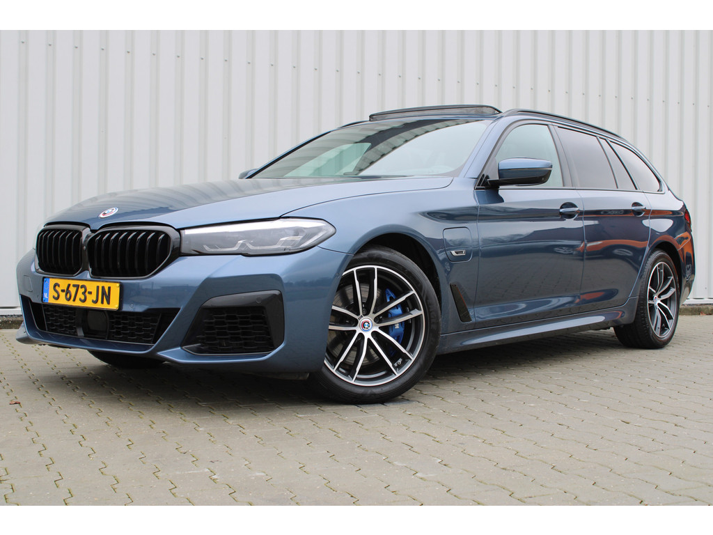 BMW 5 Serie Touring 530e xDrive M-sport | Incl. 12 maanden garantie | 51098239-3.jpg | Van der Veen Autogroep