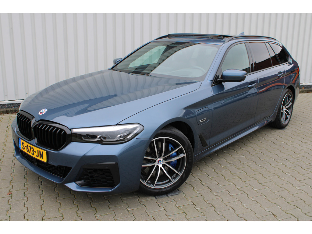 BMW 5 Serie Touring 530e xDrive M-sport | Incl. 12 maanden garantie | 51098239-4.jpg | Van der Veen Autogroep