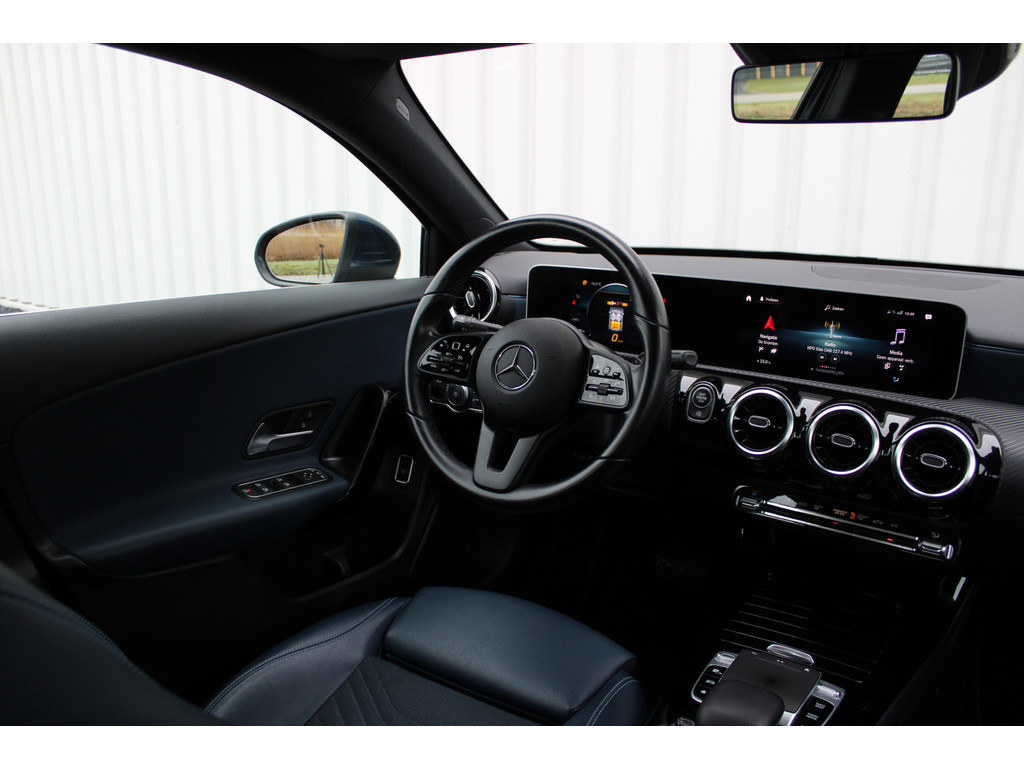 Mercedes-Benz A-Klasse 180 Business Solution | Incl. 12 maanden garantie | 51108417-1.jpg | Van der Veen Autogroep