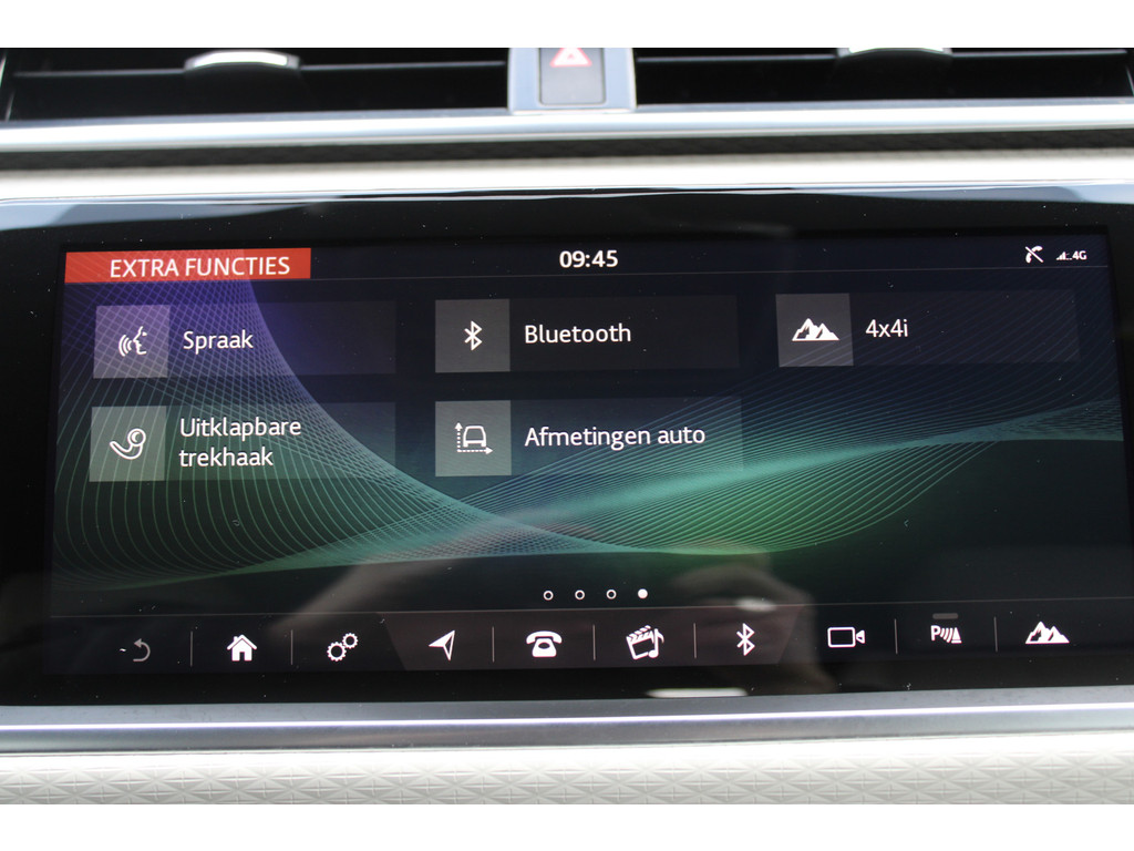 Land Rover Range Rover Velar 2.0 I4 Turbo AWD R-Dynamic SE | Incl. 12 maanden garantie | 51426422-45.jpg | Van der Veen Autogroep