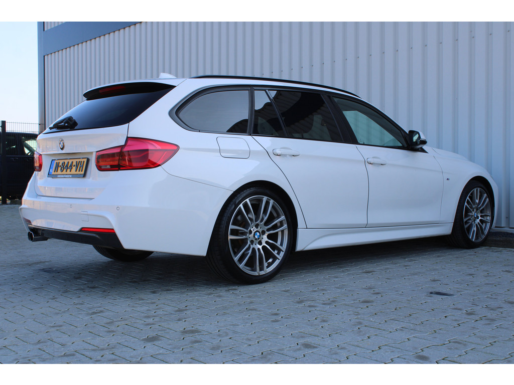 BMW 3 Serie Touring 320i M Sport Shadow Executive | Incl. 12 maanden garantie | 51751226-2.jpg | Van der Veen Autogroep