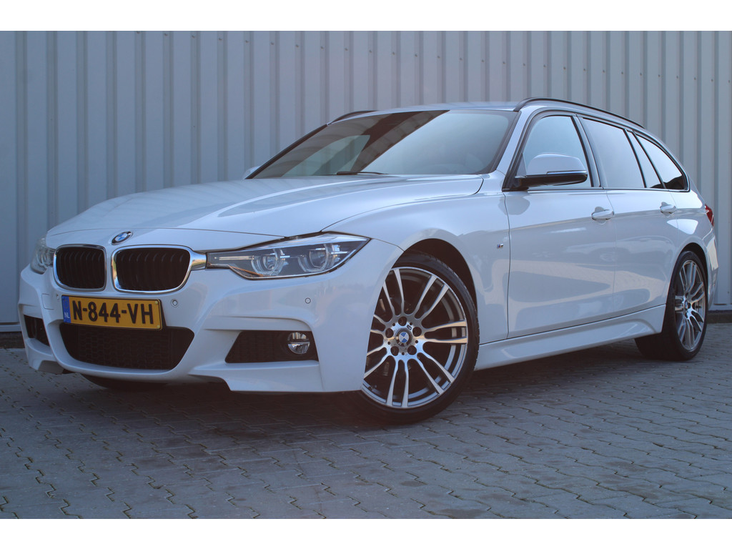 BMW 3 Serie Touring 320i M Sport Shadow Executive | Incl. 12 maanden garantie | 51751226-3.jpg | Van der Veen Autogroep