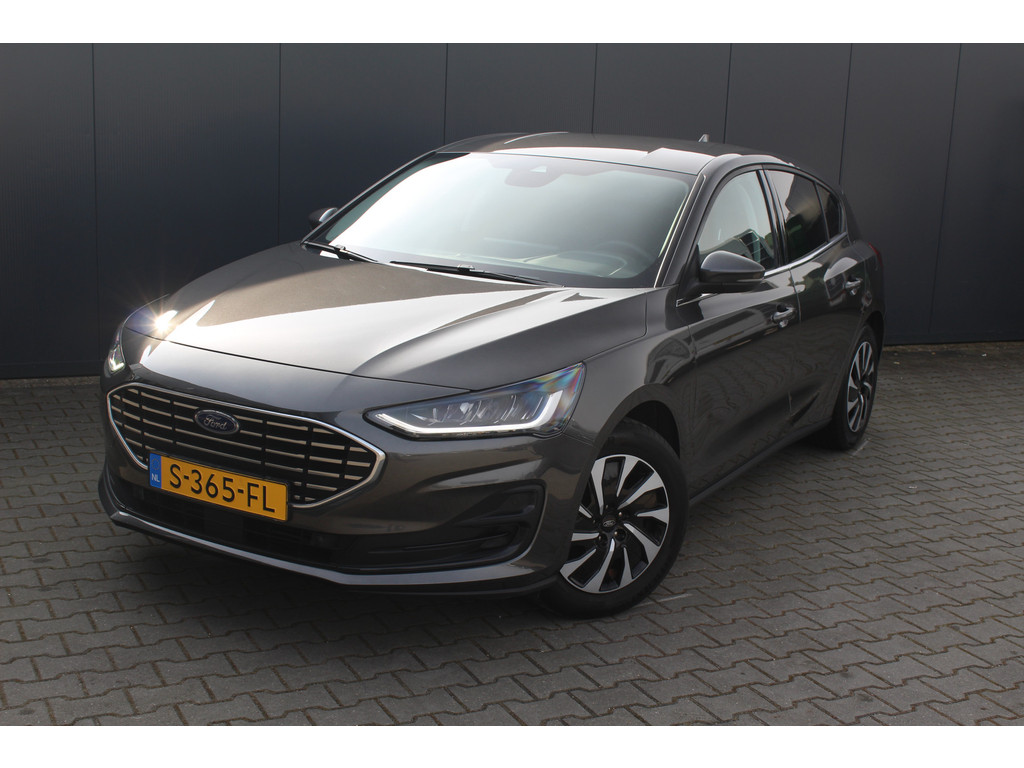 Ford Focus 1.0 EcoBoost Hybrid Titanium | Incl. 12 maanden garantie 52248064-1.jpg | Van der Veen Autogroep