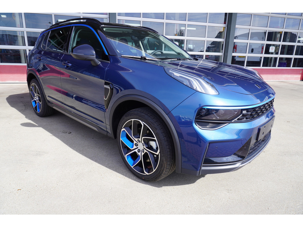 Lynk & Co 01 1.5 Hybride 180PK Panorama dak Automaat 52671414-36.jpg | Van der Veen Autogroep
