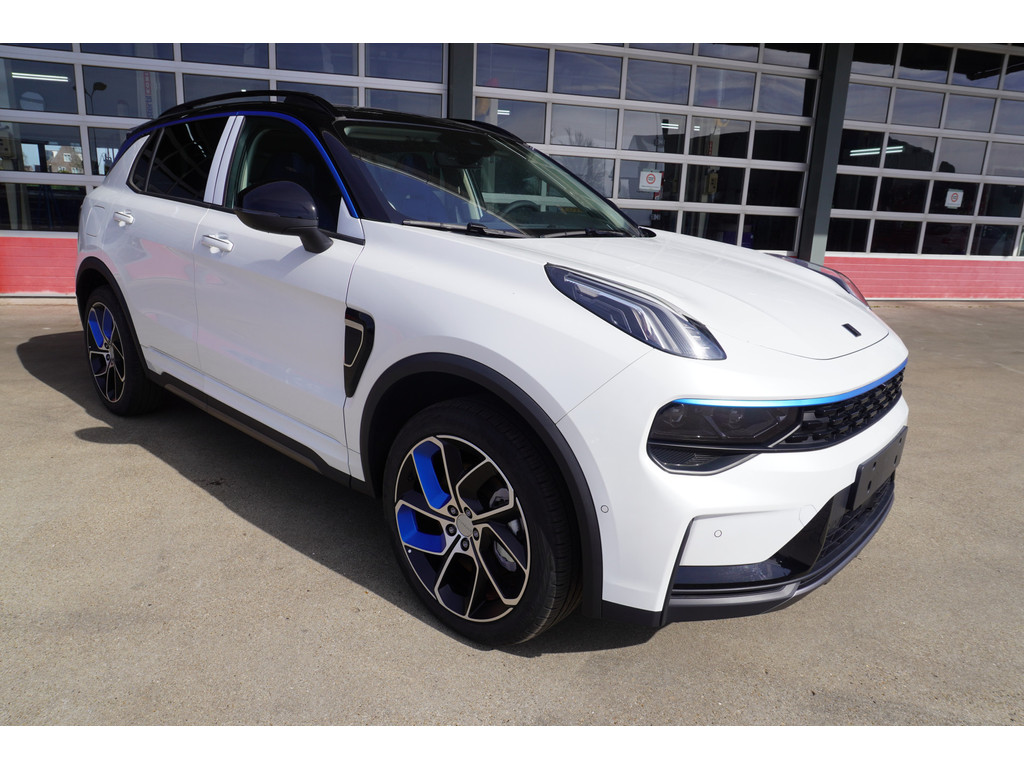 Lynk & Co 01 1.5 hybride 180 PK Panorama dak Automaat 57421793-39.jpg | Van der Veen Autogroep
