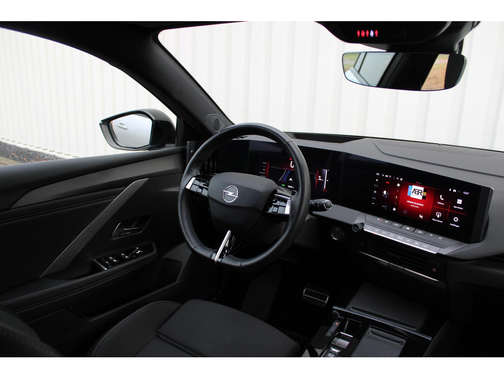 Opel Astra Sports Tourer 1.2 Turbo Hybrid GS | Incl. 12 maanden garantie | 56348908-1.jpg | Van der Veen Autogroep