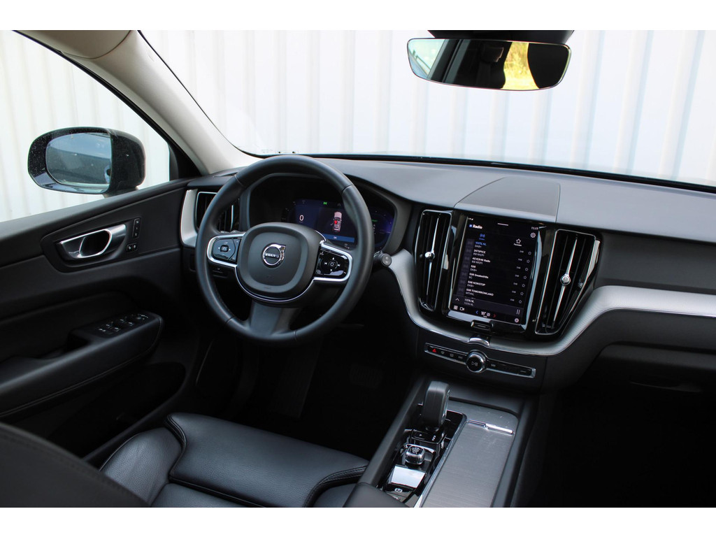 Volvo XC60 2.0 T6 Plug-in hybrid AWD Plus Dark | Incl. 12 56348921-1.jpg | Van der Veen Autogroep