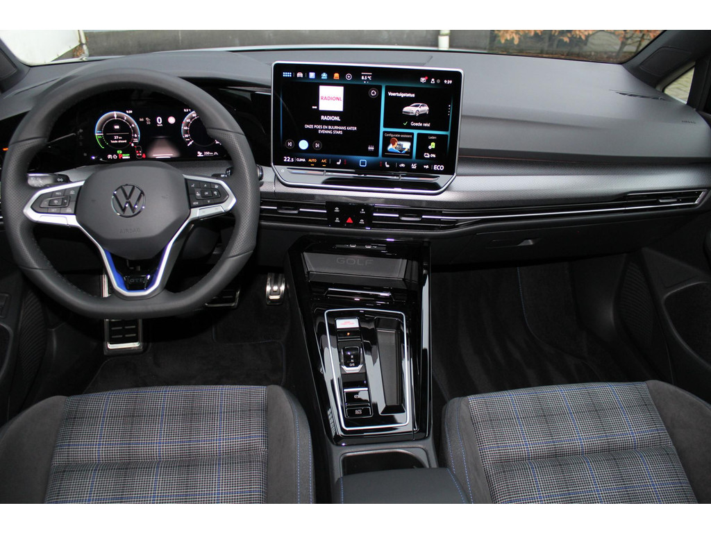 Volkswagen Golf 8.5 1.5 eHybrid GTE 272 Pk 56349706-1.jpg | Van der Veen Autogroep