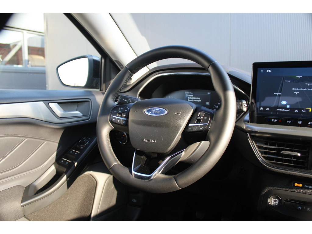 Ford Focus 1.0 EcoBoost Hybrid Titanium | Incl. 12 maanden 56350194-1.jpg | Van der Veen Autogroep