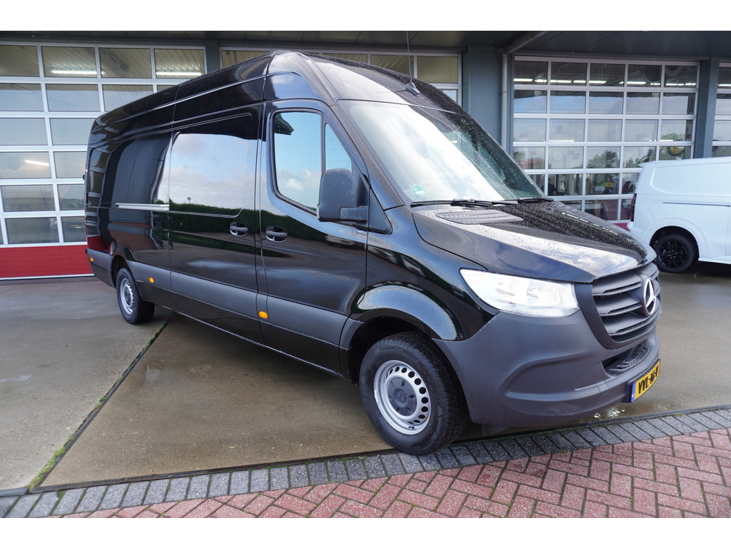 Mercedes-Benz Sprinter 317 CDI 170pk L3H2 RWD 3500kg Automaat Trekhaak met oprijschans/ 57542116-25.jpg | Van der Veen Autogroep