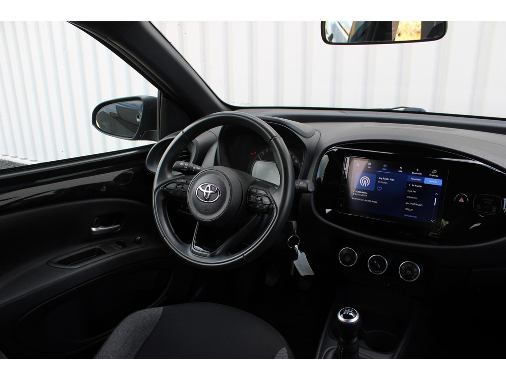 Toyota Aygo X 1.0 VVT-i MT Play 56570255-1.jpg | Van der Veen Autogroep