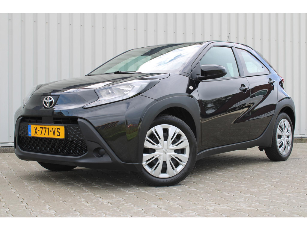 Toyota Aygo X 1.0 VVT-i MT Play 56570255-3.jpg | Van der Veen Autogroep