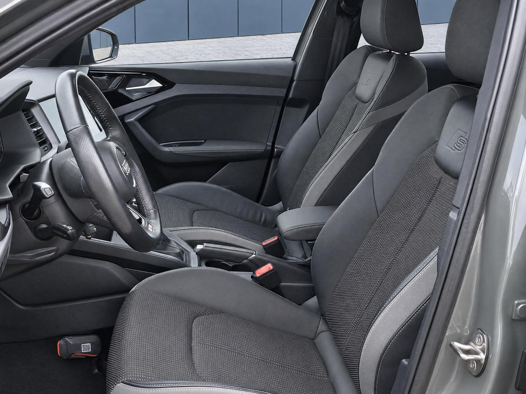 Audi A1 Sportback 35 TFSI Pro Line S 57381751-3.jpg | Van der Veen Autogroep